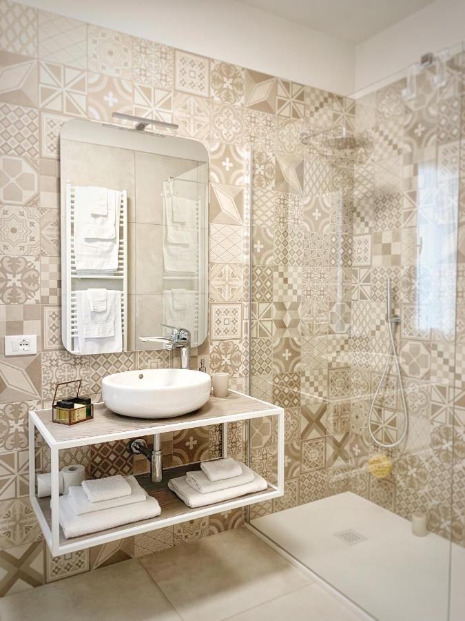 Appartamento Casa Emilia Sirmione Eksteriør billede